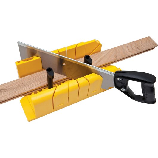 Caja de inglete profesional 14 Pulg serrucho 20-600 Stanley
