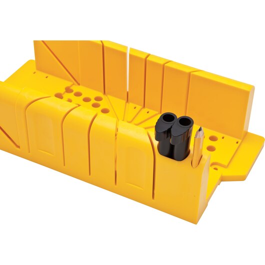 Caja de inglete profesional 14 Pulg serrucho 20-600 Stanley