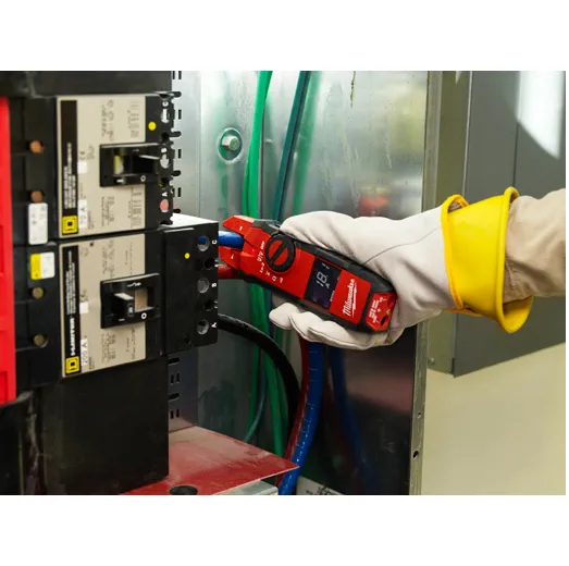 Multimetro de gancho 200 Amp. 2205-20 Milwaukee