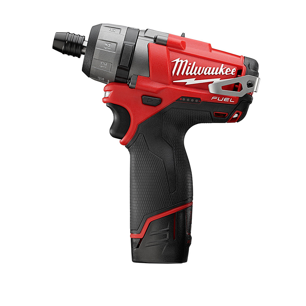 Taladro atornillador 1/4 Pulg M12 FUEL VVR 2402-22 Milwaukee