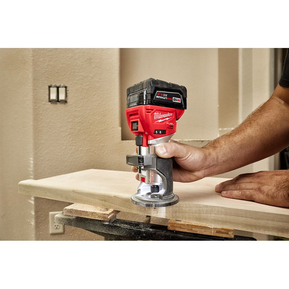 Router compacto M18 FUEL 2723-20 Milwaukee
