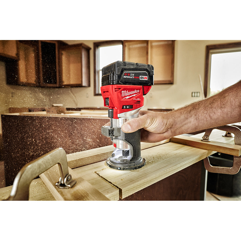 Router compacto M18 FUEL 2723-20 Milwaukee
