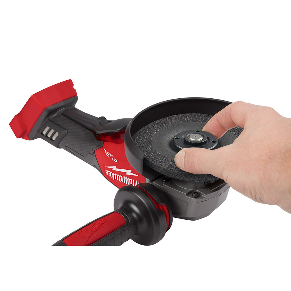 Miniesmeriladora angular M18 FUEL™ de 4-1/2 Pulg 2880-20 Milwaukee