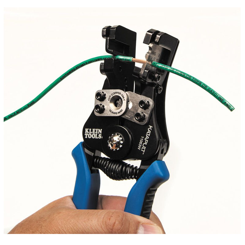 Pelacables y cortador Katapult™ para cable sólido y trenzado 11063W Klein Tools