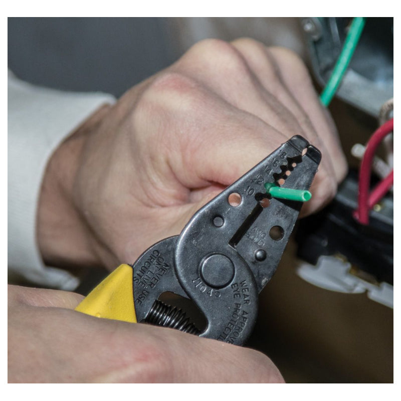 Pelacables cortacables (cable sólido de 10-18 AWG) 11045 Klein Tools