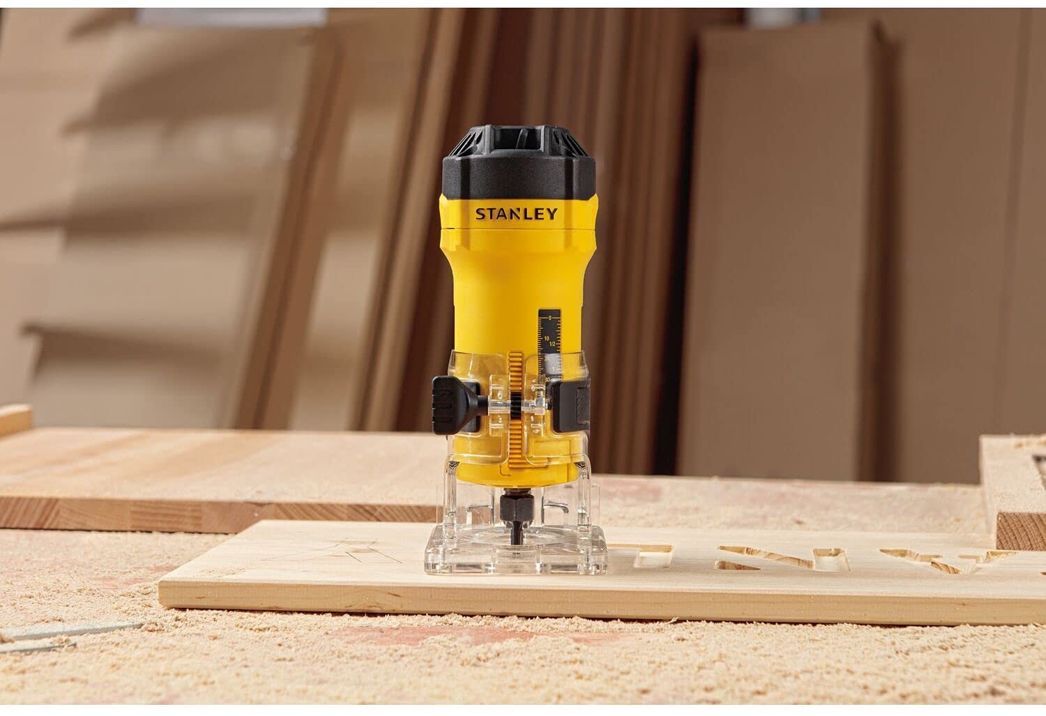 Router 1/4" 550 W ST55-B3 Stanley