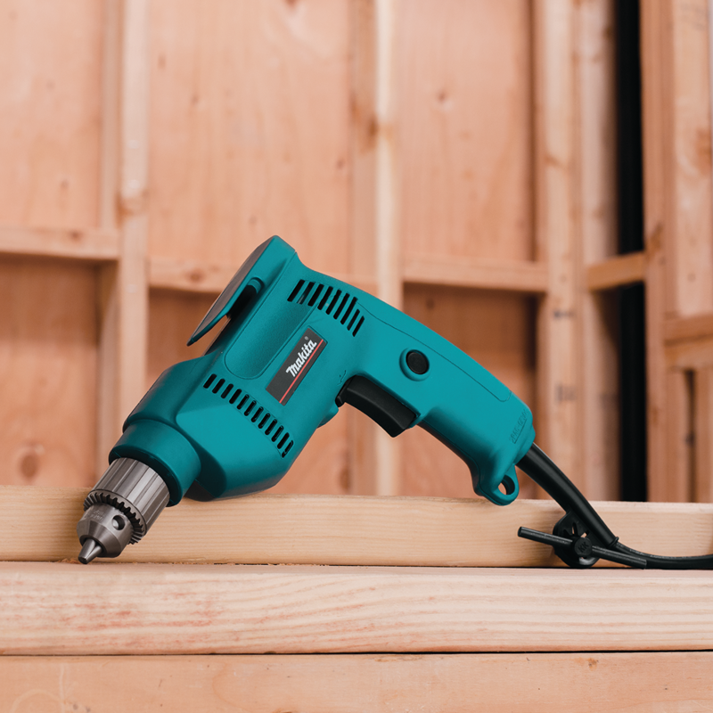 Taladro 3/8 Pulg 530W VVR 6407 Makita