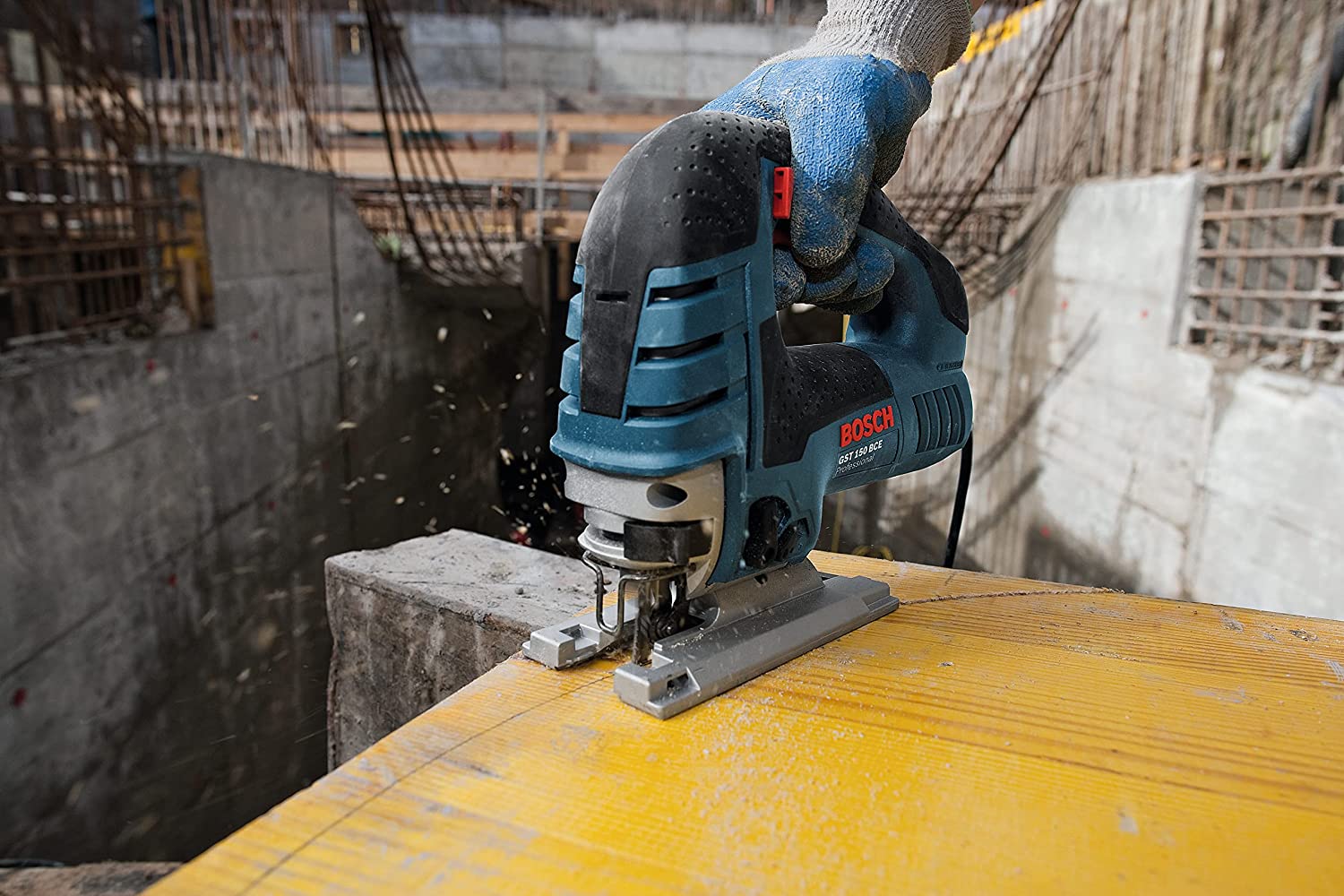 Sierra Caladora 750W VV Heavy Duty GST 150 BCE 1513.0 Bosch