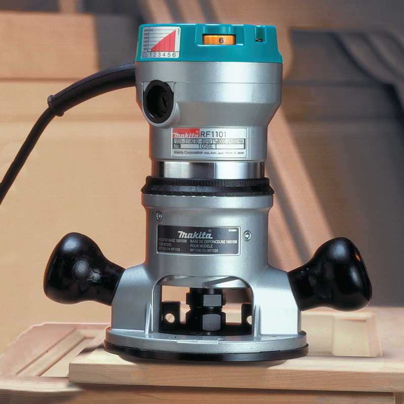 Router 2 1/4 HP VV RF1101 Makita