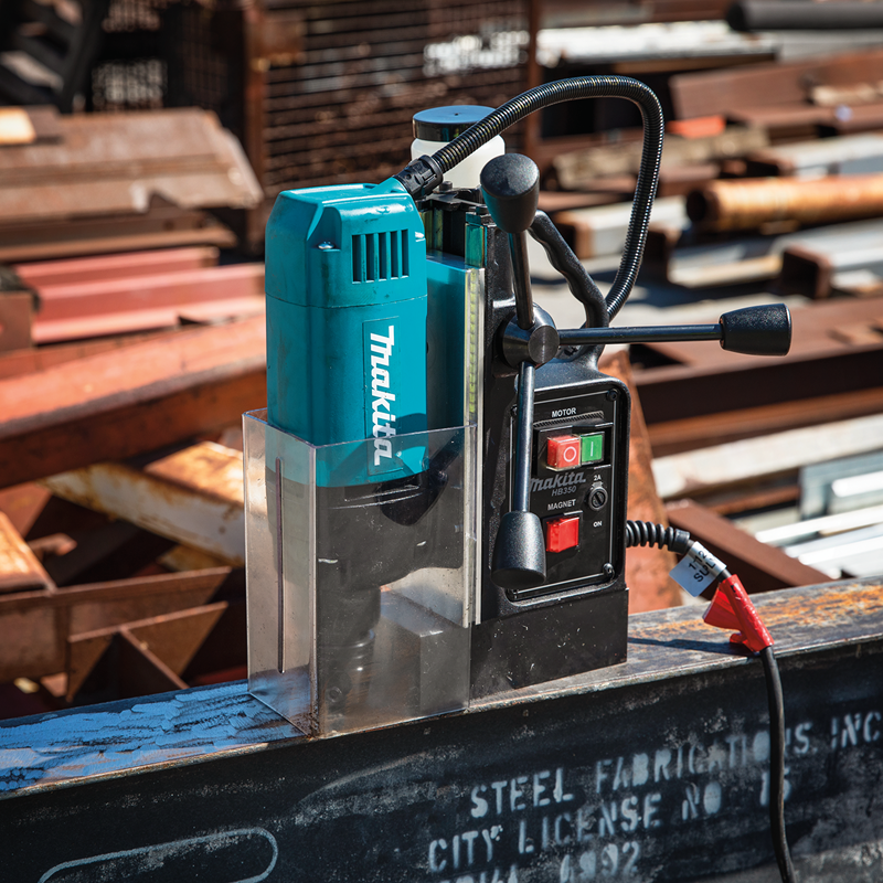 Taladro magnético1,050W 35 mm 1-3/8" HB350 Makita