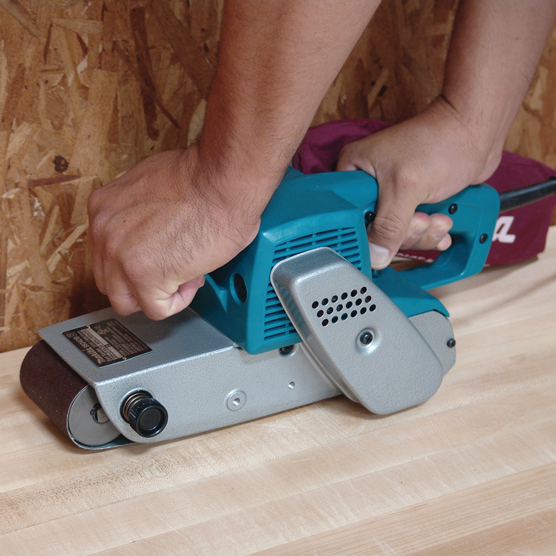 Lijadora de banda 3X24 850W 9924DB Makita