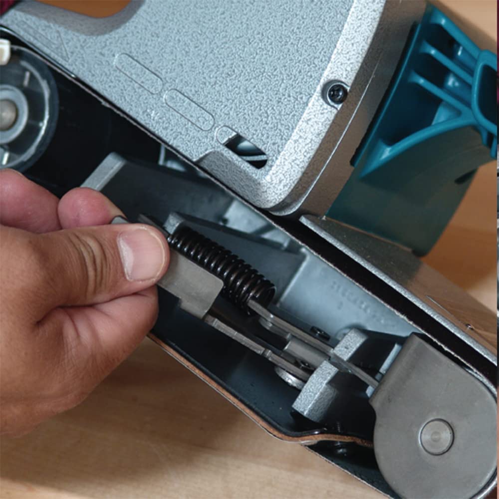 Lijadora de banda 3X24 850W 9924DB Makita