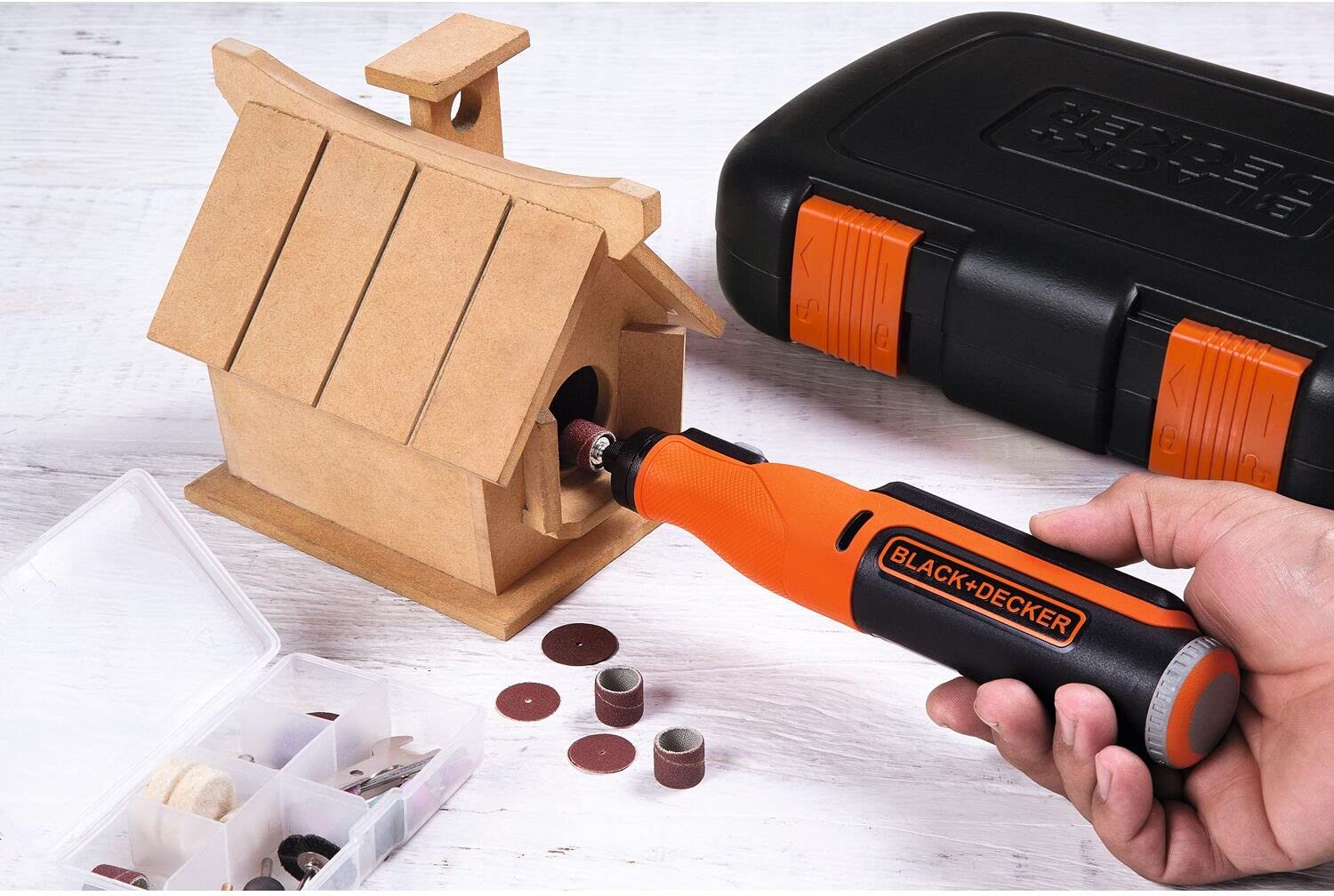 Mototool 8V 35 Accesorios BCRT8K35-B3 Black&Decker