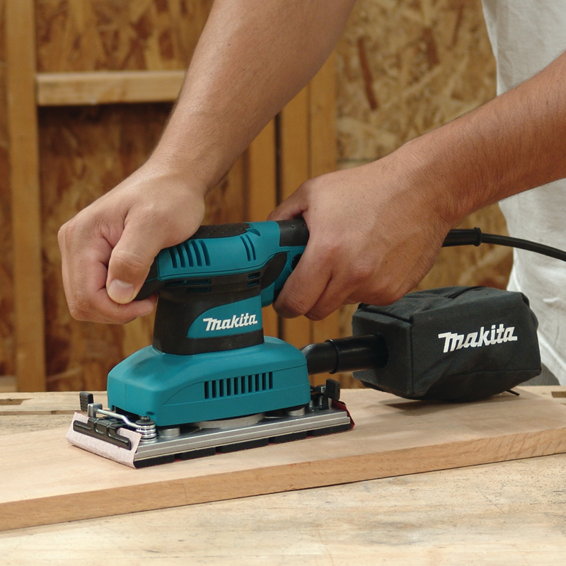 Lijadora de acabado 1/3 Pulg 190W BO3710 Makita