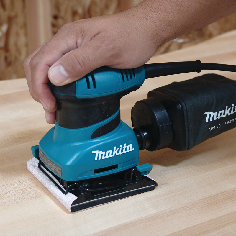 Lijadora orbital 1/4 Pulg 200W BO4556 Makita