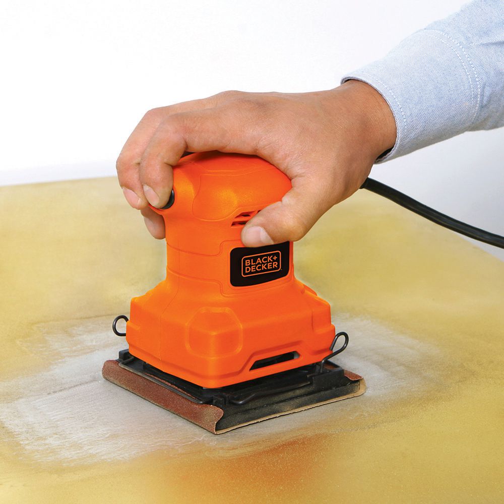Lijadora 1/4 Pulg 200W BS200 Black&Decker