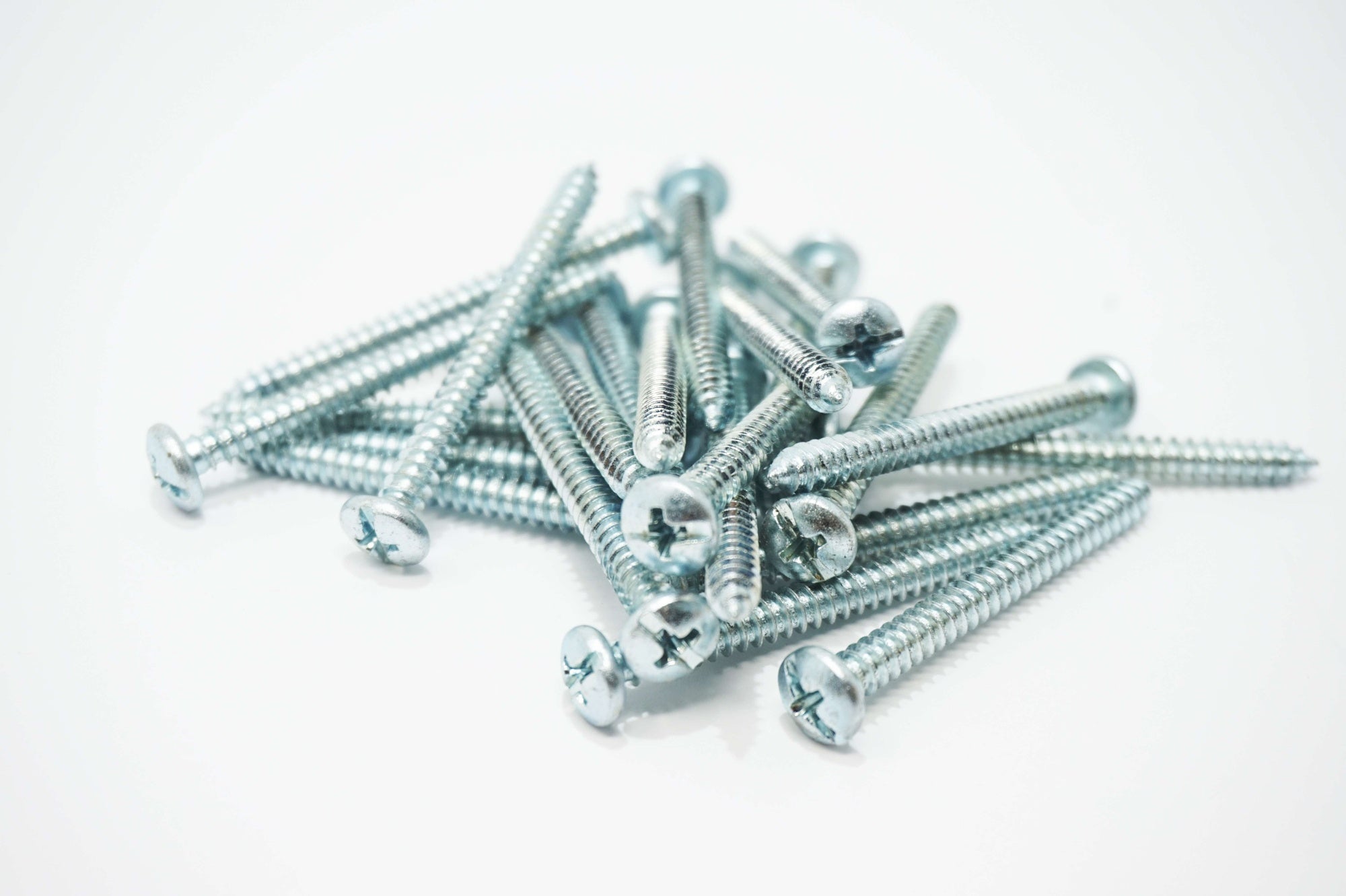 Pija 8X1-1/2 Pulg 200 Pz PL8112 Surtek