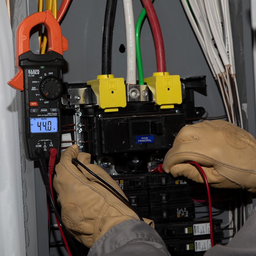 Multímetro de gancho y kit de prueba eléctrica CL120VP Klein Tools