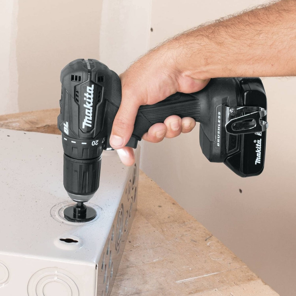 Combo Rotomartillo XFD11 - Llave de impacto XDT15 Inalámbrico 18V CX200RB Makita.
