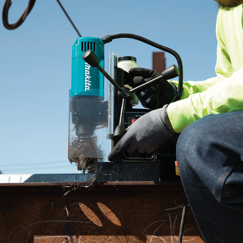 Taladro magnético1,050W 35 mm 1-3/8" HB350 Makita