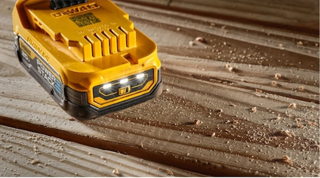 Batería POWERSTACK 1.7Ah 20V MAX* DCBP034-B3 DeWalt