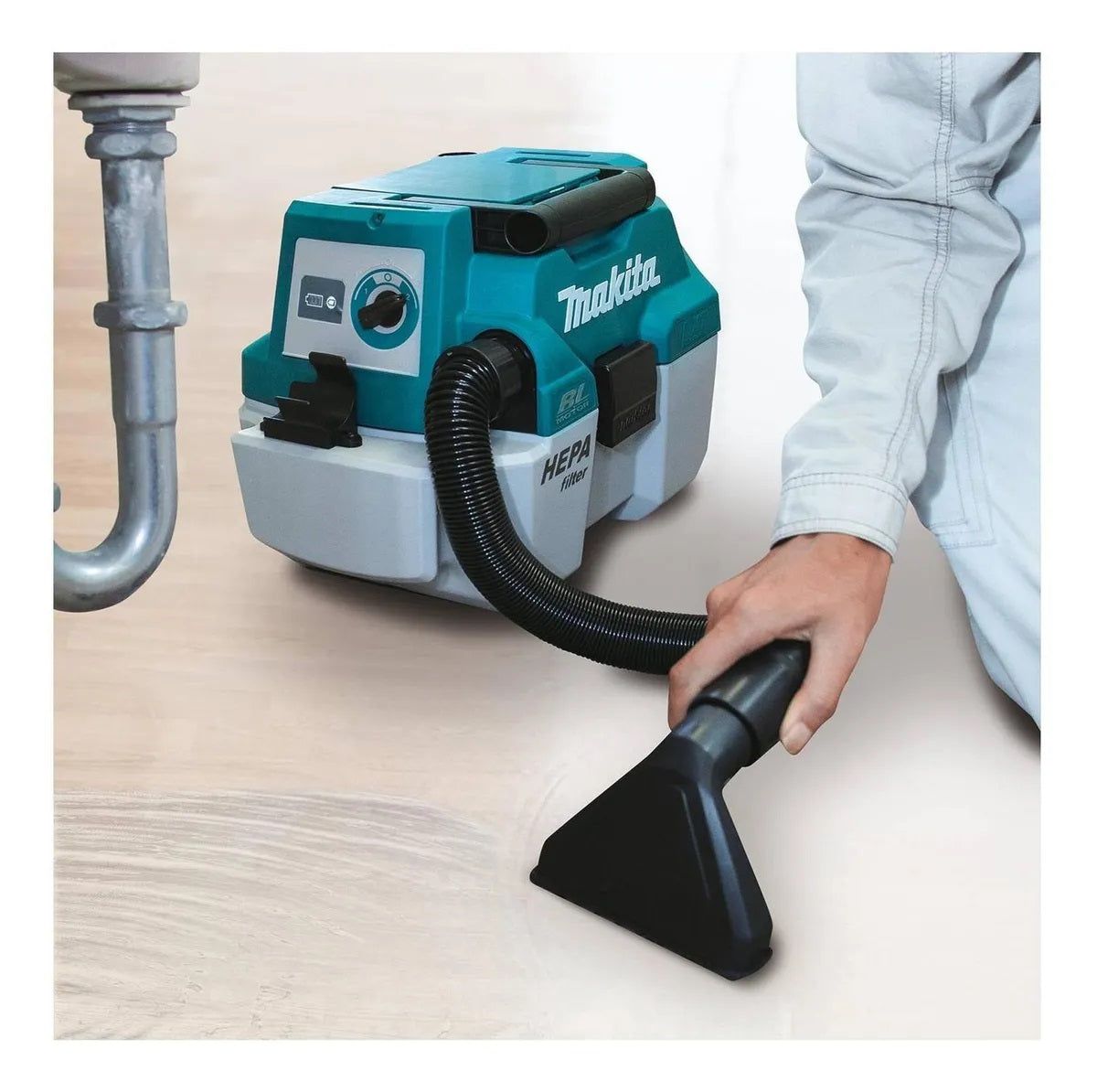 Aspiradora Inalámbrica Portátil 18V DVC750LSX3 Makita