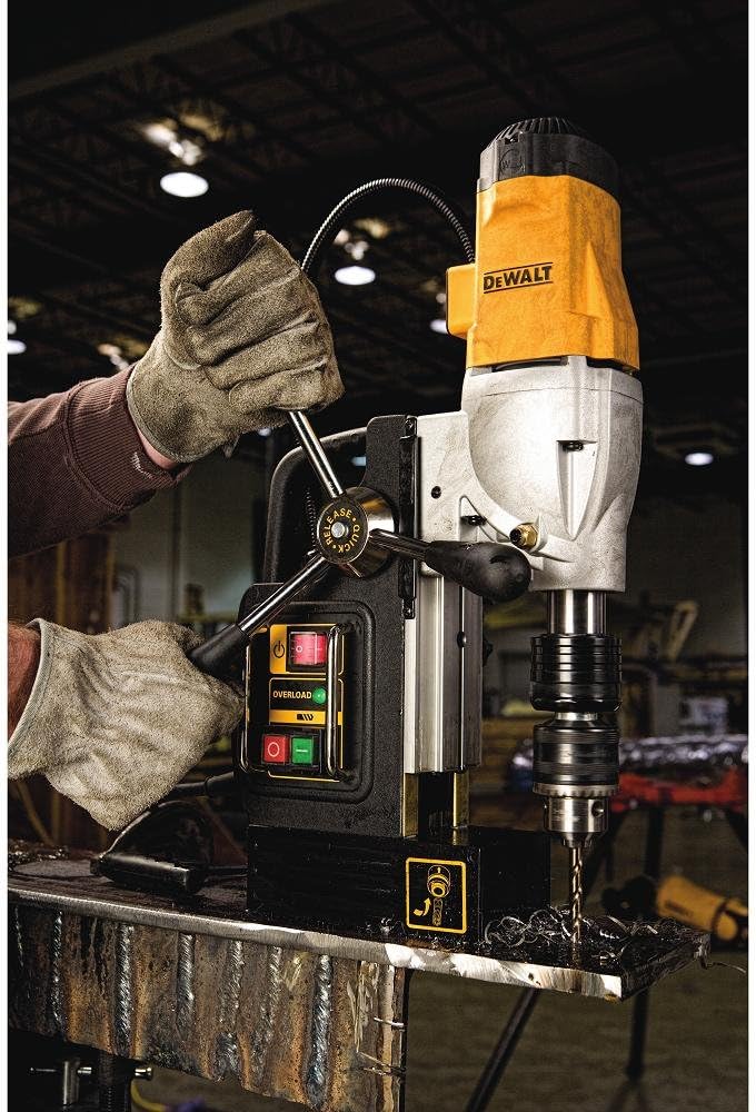 Taladro Magnético 5/8 a 2 Pulg 1200W DWE1622K-B3 DeWalt