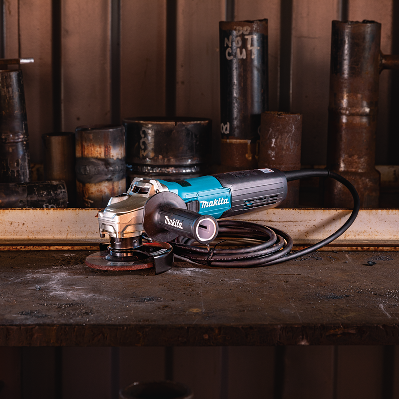 Miniesmeriladora Angular 4 1/2" SJS II 1900W GA4590X01 Makita
