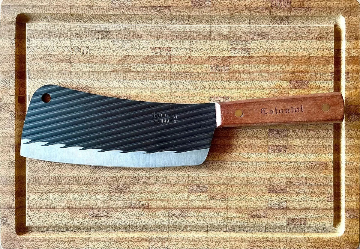 Hacha Forjada 82-7” Colonial