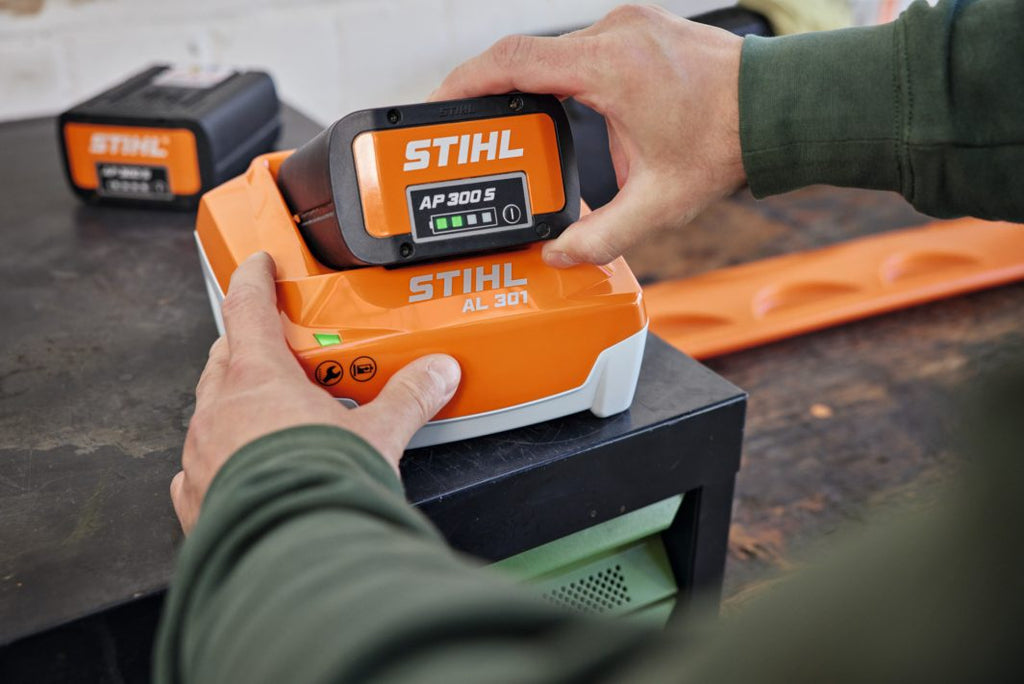 Cargador rápido pro AL301 STIHL