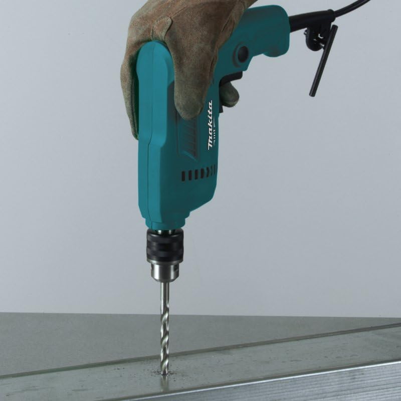 Taladro 3/8 Pulg VVR MT M0600B Makita