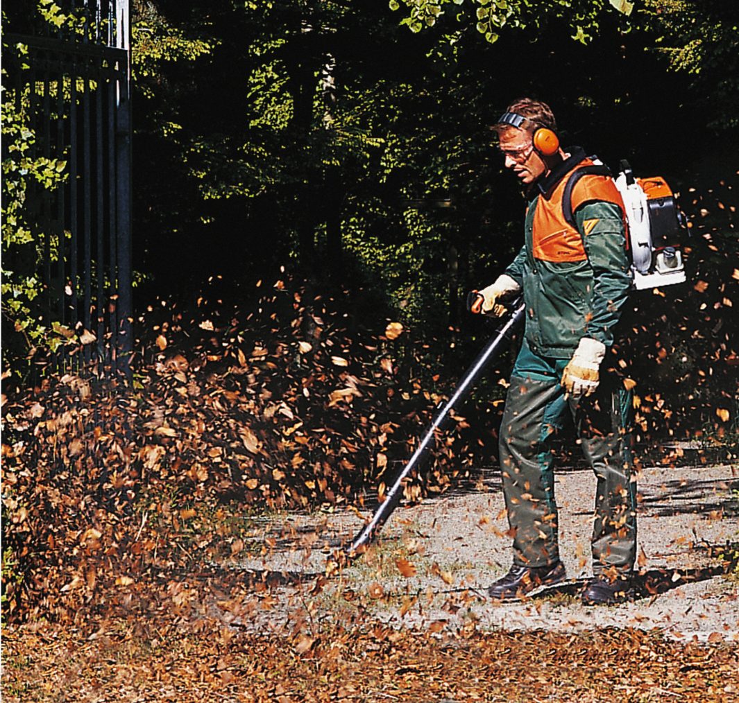 Sopladora A Gasolina BR 420 Stihl