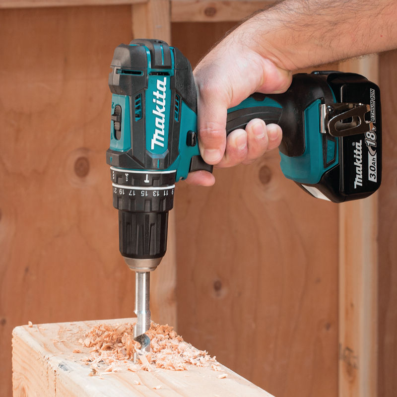 Combo MaxiCombo de Inalámbricos 18V XT610 6Pz Makita